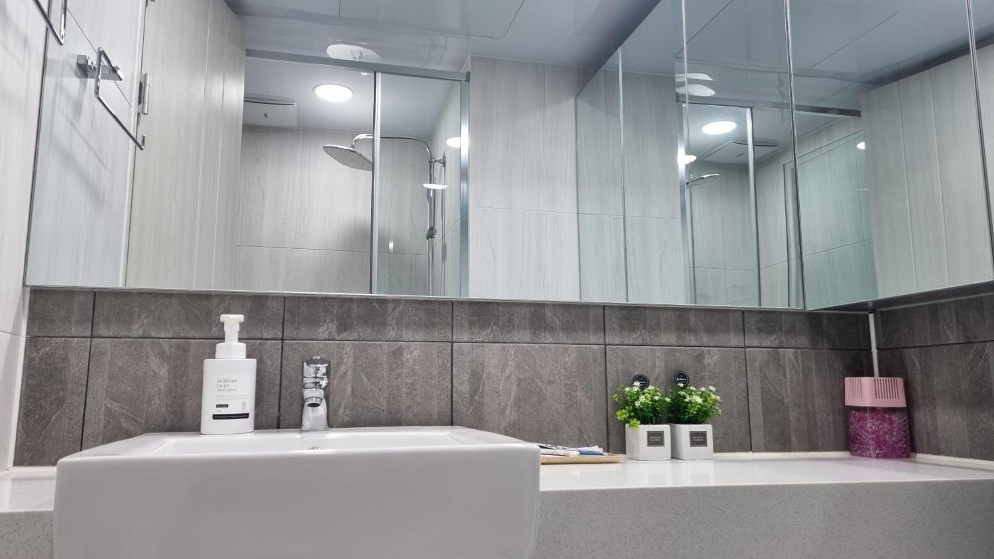 Daegu Starb&B Dsr Hotel Mia Guestroom Quarto foto